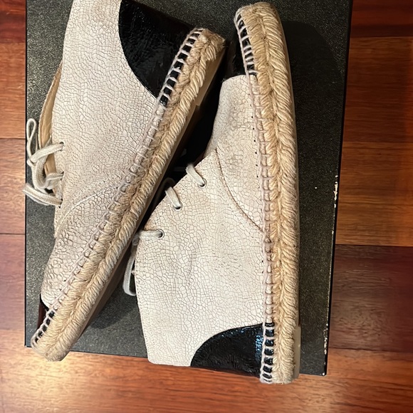 Chanel high top espadrilles two-tone, black and cream - Picture 7 of 9